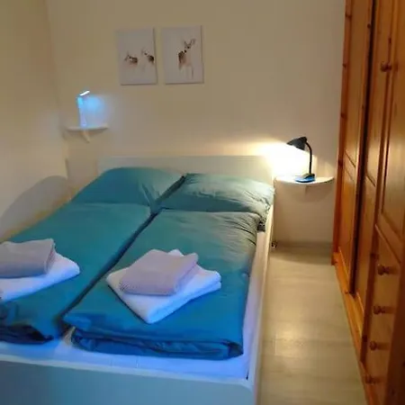 Separate Landhauswohung Mit Schonem Sonnigen Aussenbereich Apartment Kulmbach