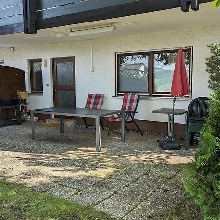 Separate Landhauswohung Mit Schonem Sonnigen Aussenbereich Apartment *