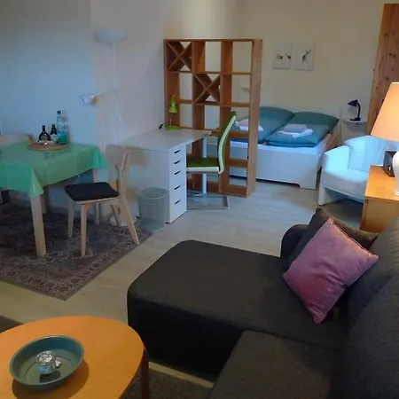 Separate Landhauswohung Mit Schonem Sonnigen Aussenbereich * Kulmbach